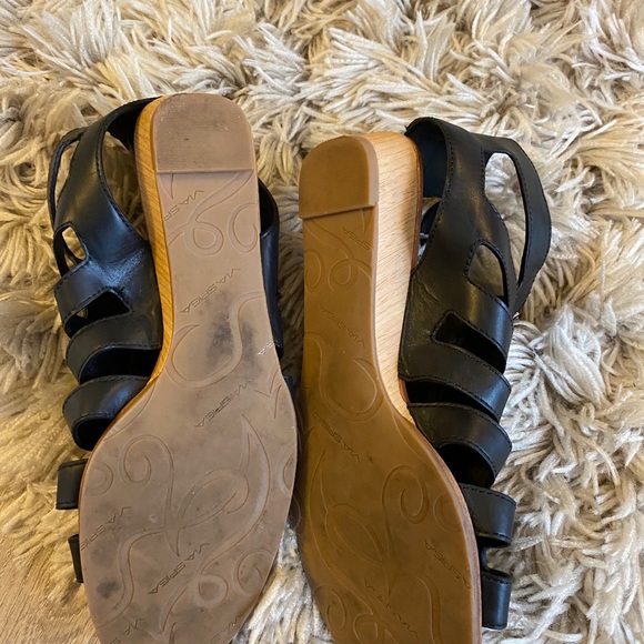 Zip up gladiator sandal - Picture 3 of 3